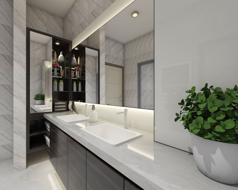 Luxurious Bathroom with Statement Mirror